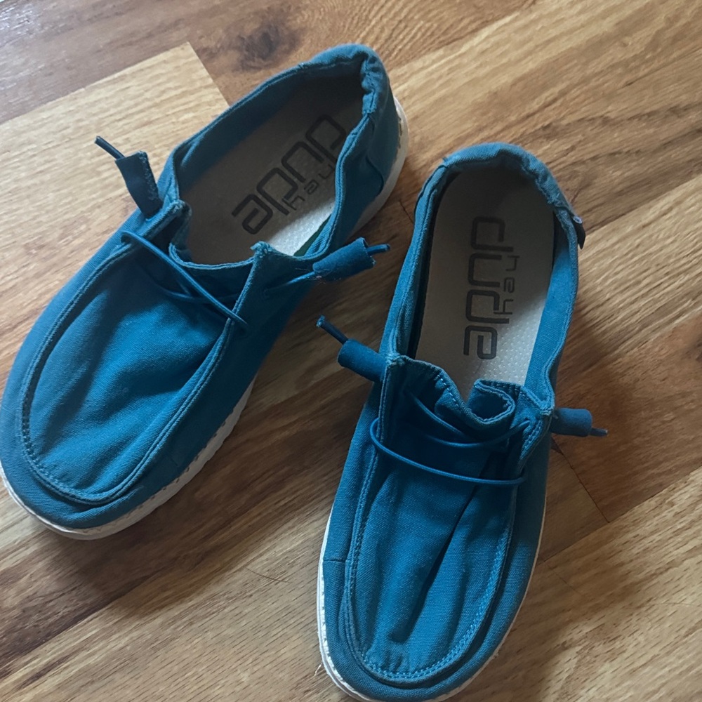 Hey Dude women’s Teal Hey Dudes